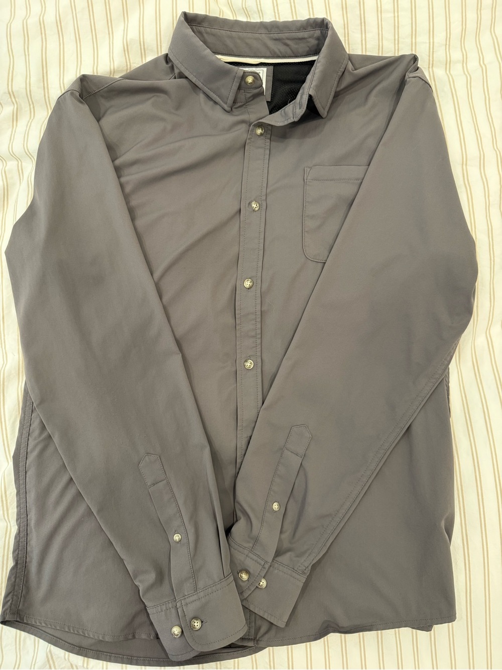 Poncho Men's Gray Casual Button-Down Shirt